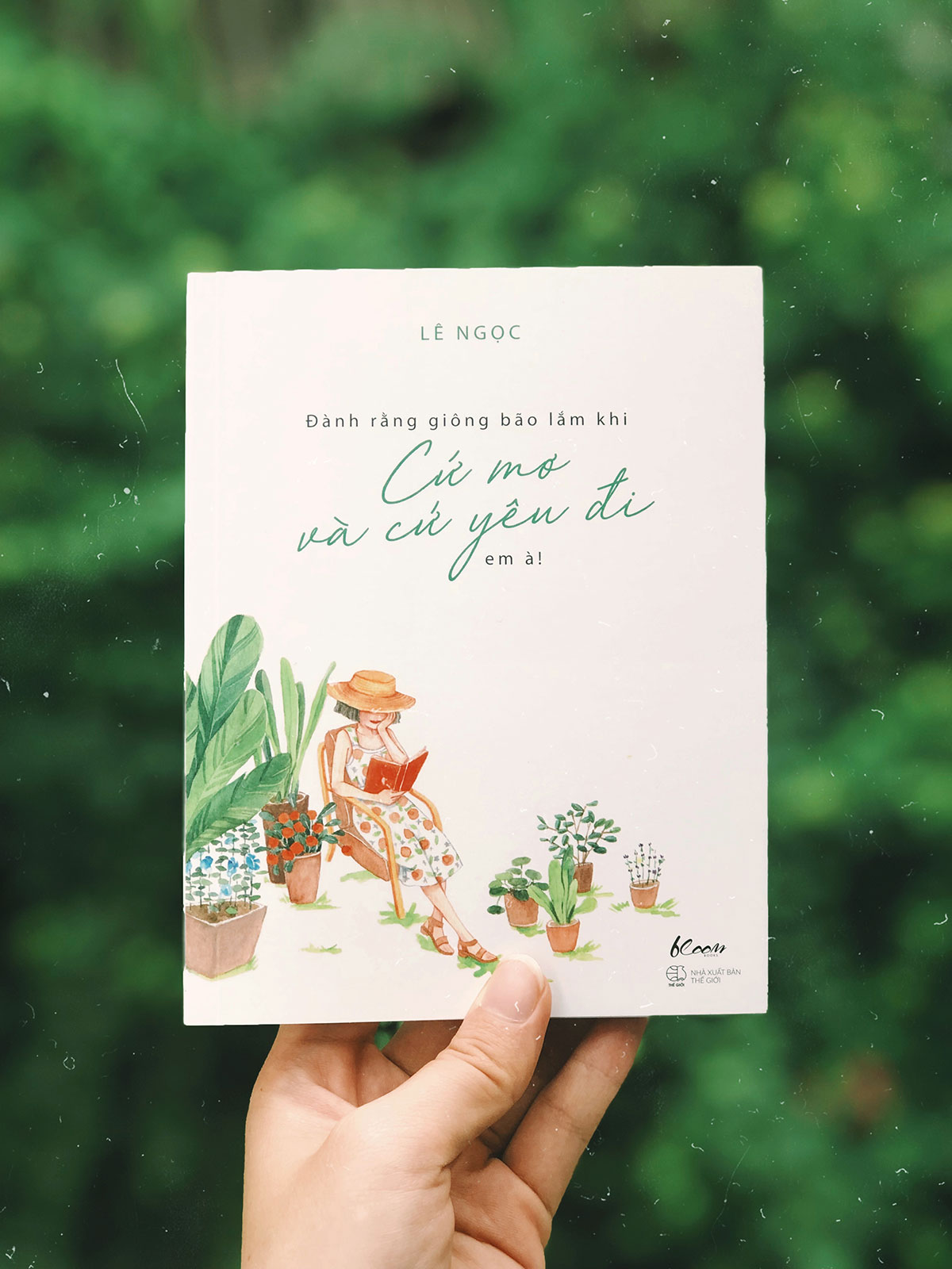 Cover of Đành rằng giông bão lắm khi, cứ mơ và cứ yêu đi em à
