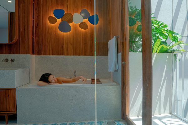 lại đây anh dỗ