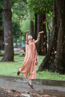 làm một đứa trẻ hiếu kỳ